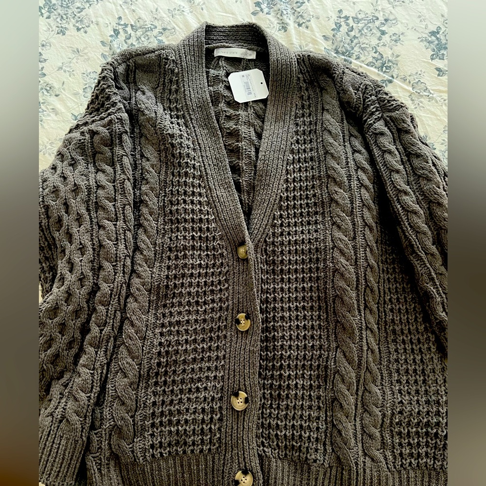Never worn, ALTAR’D State chenille cable knit cardigan